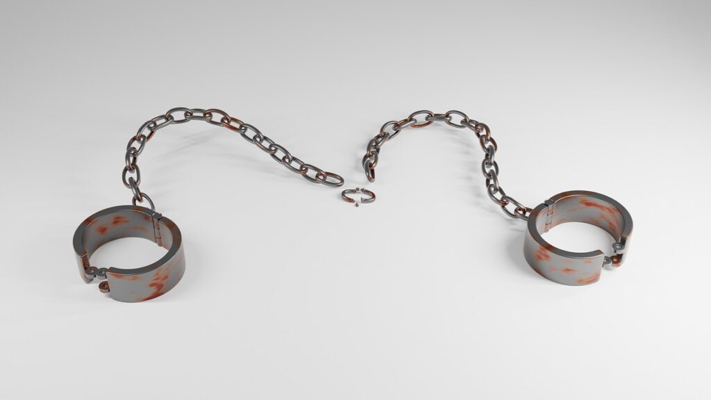 彼女の束縛がきつい時の対処法は？